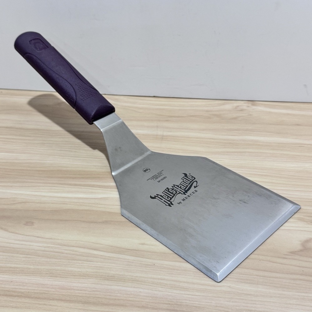 Hell's Handle by Mercer Heavy Duty Turner Spatula M18280 Stainless Steel 5"x4"